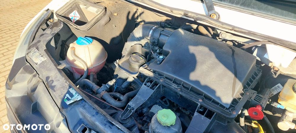 Volkswagen Crafter - 12