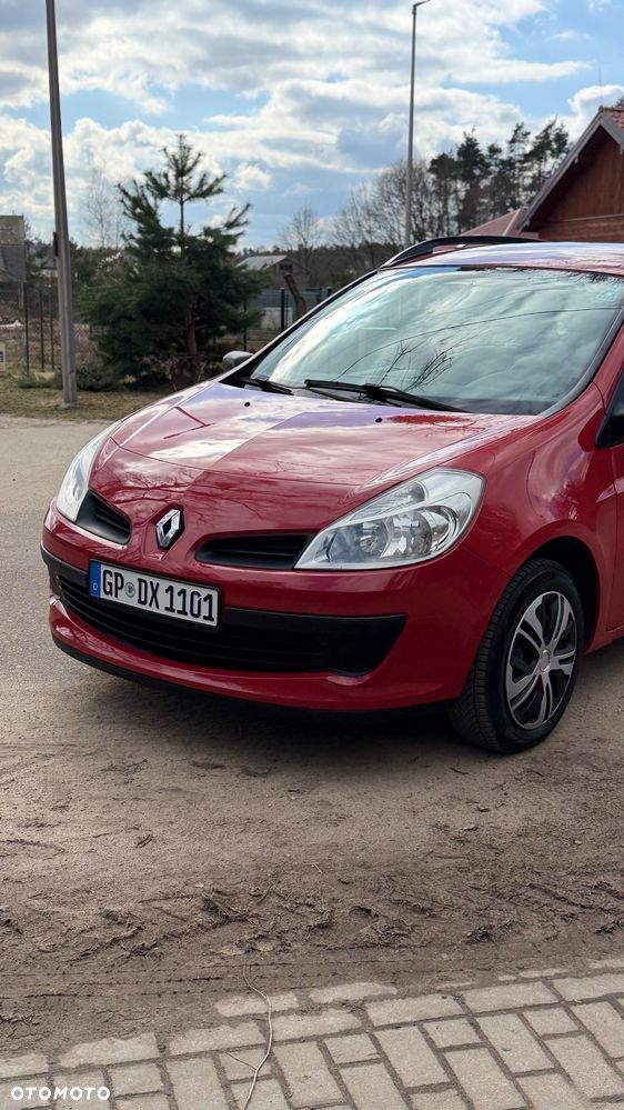 Renault Clio 1.2 16V 75 Dynamique - 10