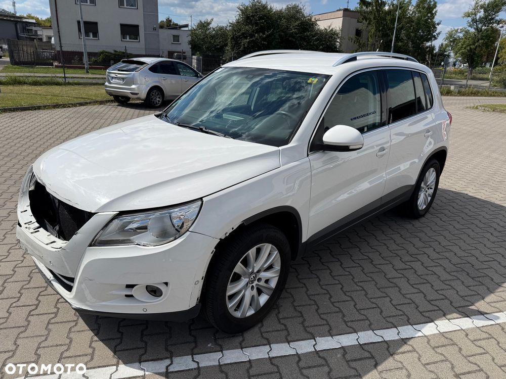 Volkswagen Tiguan - 2
