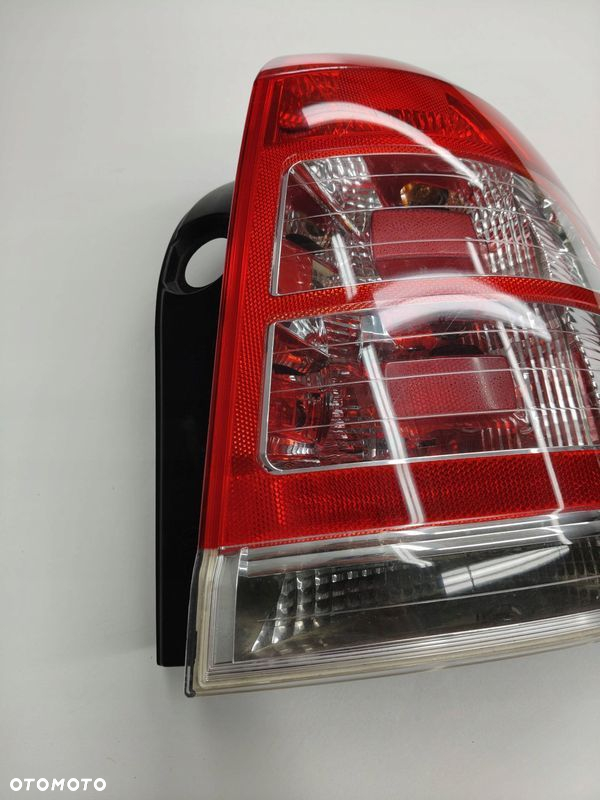 LAMPA PRAWY TYŁ PRAWA TYLNA OPEL ZAFIRA B LIFT - 2
