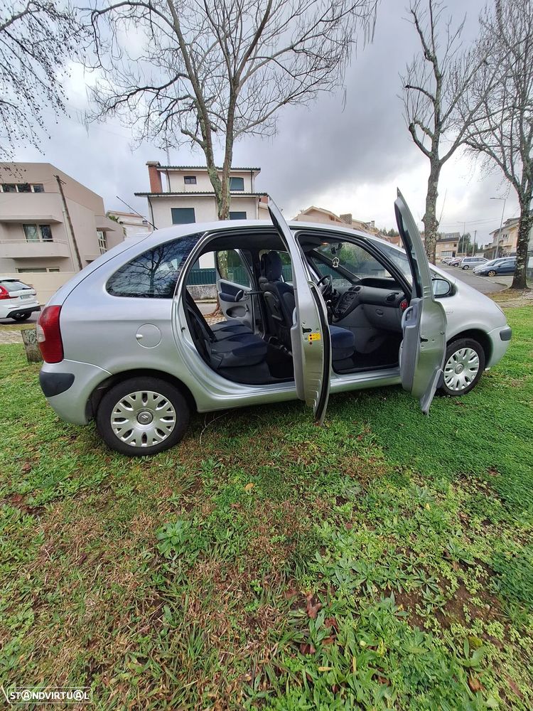 Citroën Xsara Picasso 1.6 HDi Confort - 24