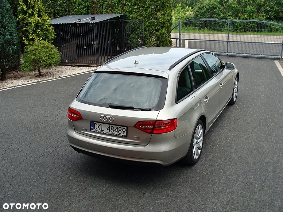 Audi A4 Avant 2.0 TDI DPF quattro S tronic Ambiente - 24
