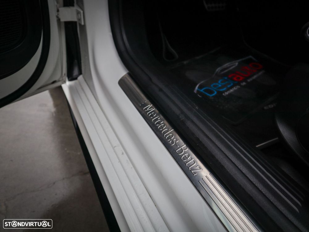 Mercedes-Benz A 250 e 8G-DCT Edition AMG Line - 33