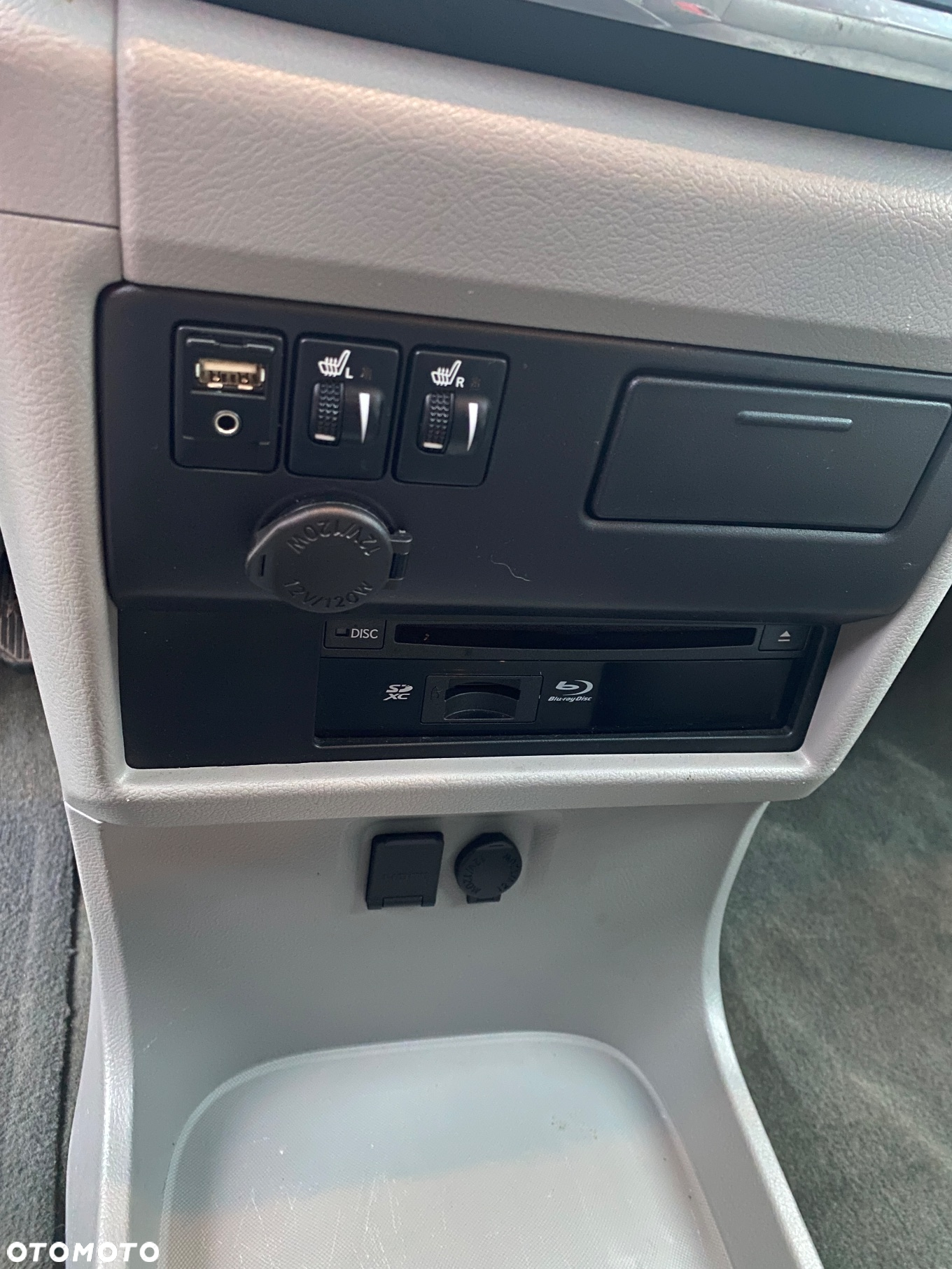 Toyota Sienna 3.5 V6 - 19