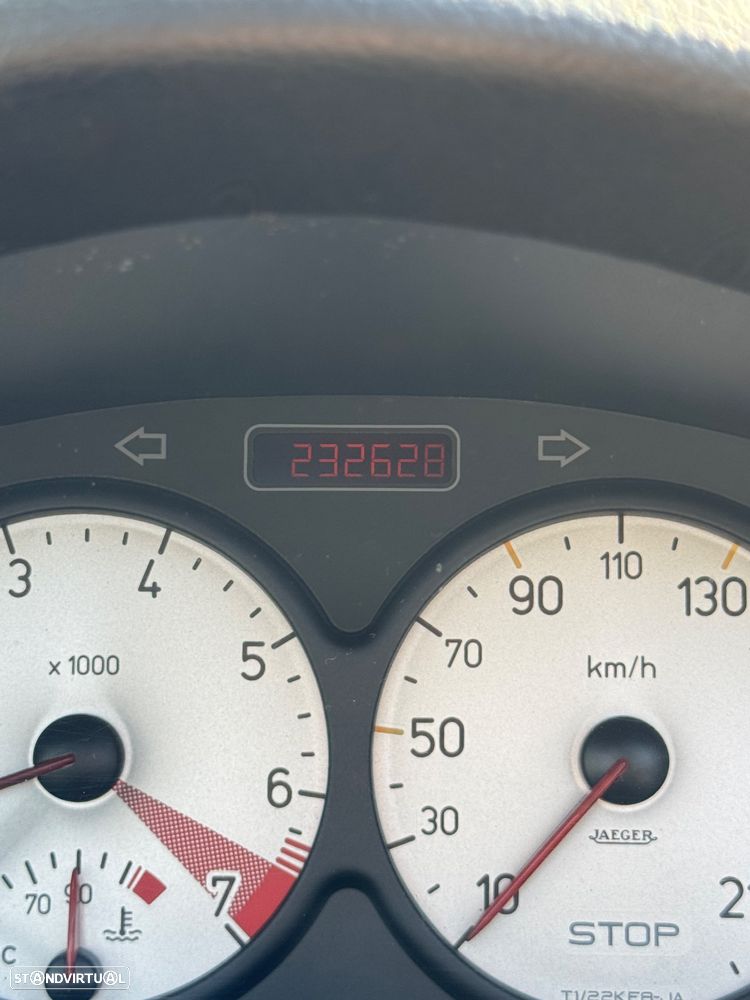 Peugeot 206 CC 1.6 - 15