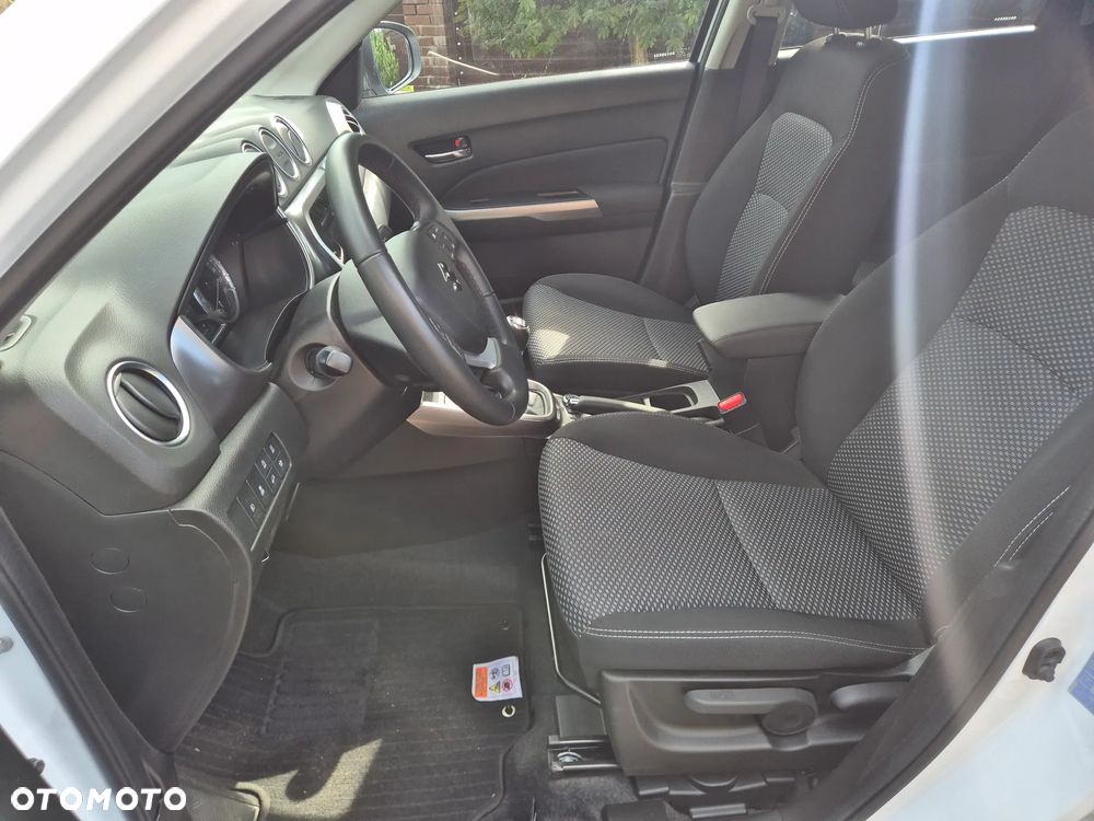 Suzuki Vitara 1.4 Boosterjet Hybrid Allgrip Comfort+ "SHINKAI" - 11