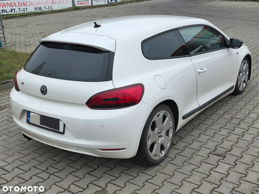 Volkswagen Scirocco 1.4 TSI Perfectline R-Style - 4