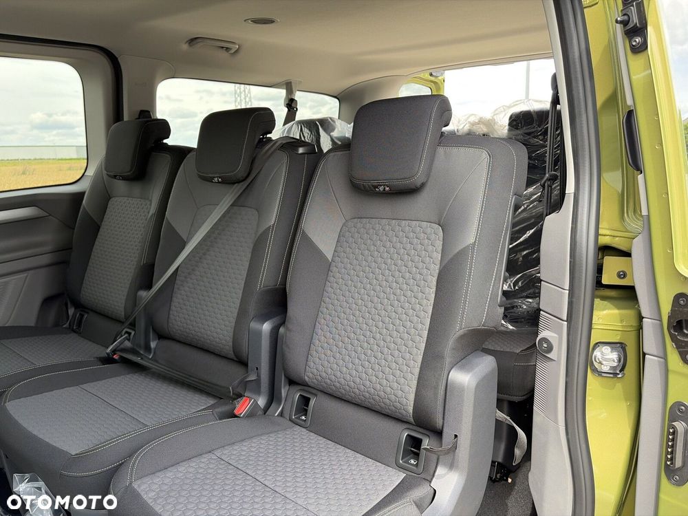 Volkswagen Caravelle - 22