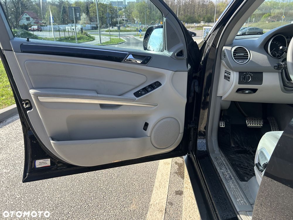 Mercedes-Benz ML 300 CDI 4Matic 7G-TRONIC DPF BlueEFFICIENCY - 5