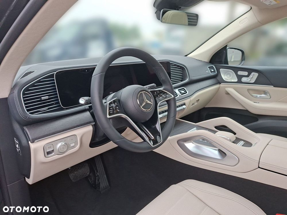 Mercedes-Benz GLE - 10