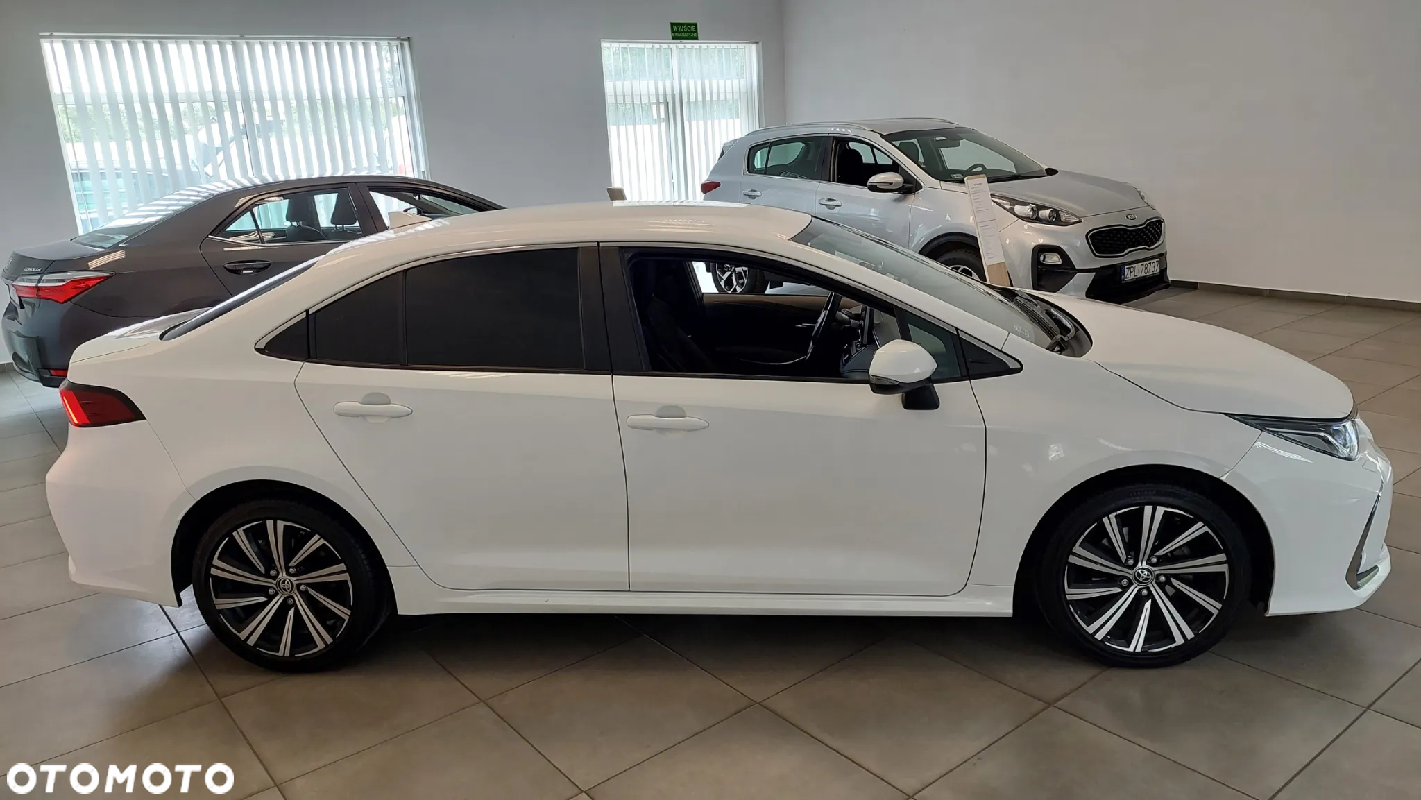 Toyota Corolla 1.8 Hybrid Comfort - 5