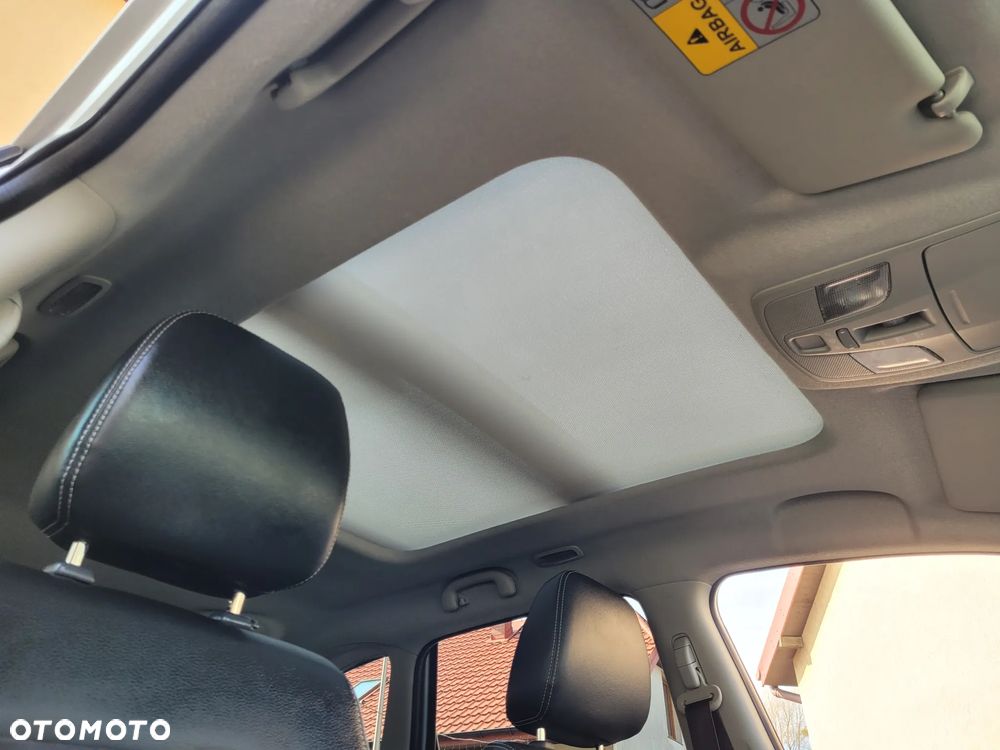 Suzuki Vitara 1.6 DDiS (4x4) Allgrip Comfort+ - 11