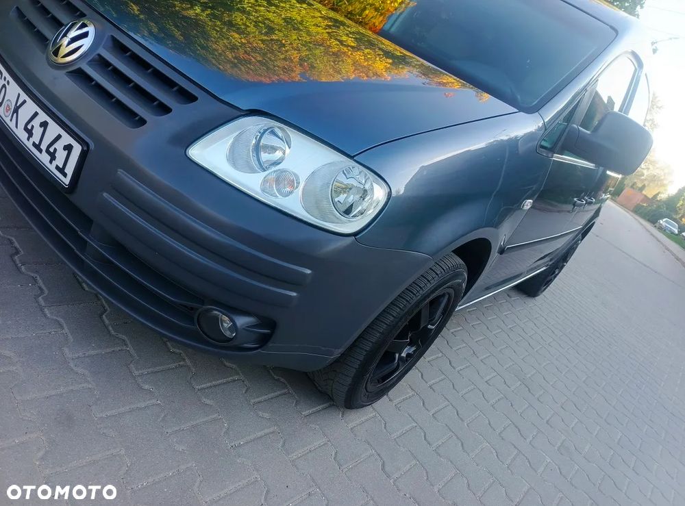 Volkswagen Caddy - 11