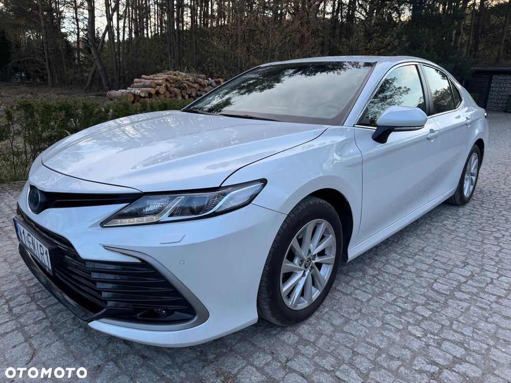 Toyota Camry 2.5 Hybrid Comfort CVT - 1