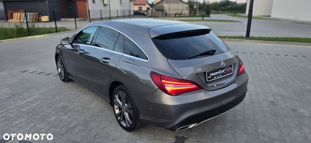 Mercedes-Benz CLA 220 4-Matic - 16