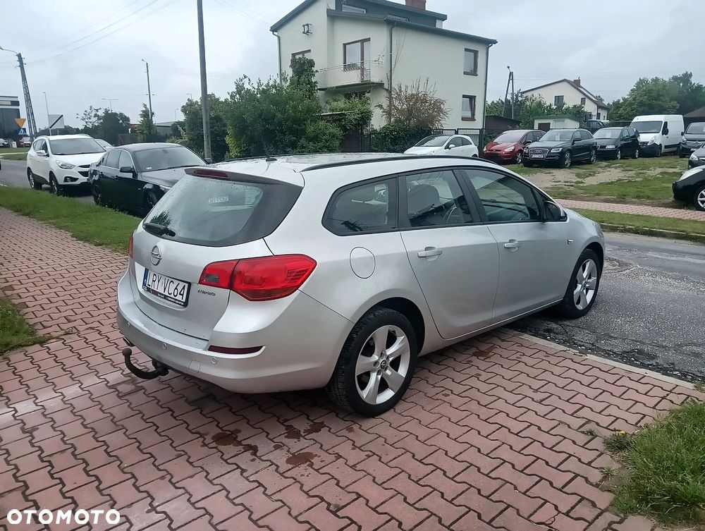 Opel Astra 1.4 Turbo Cosmo - 3