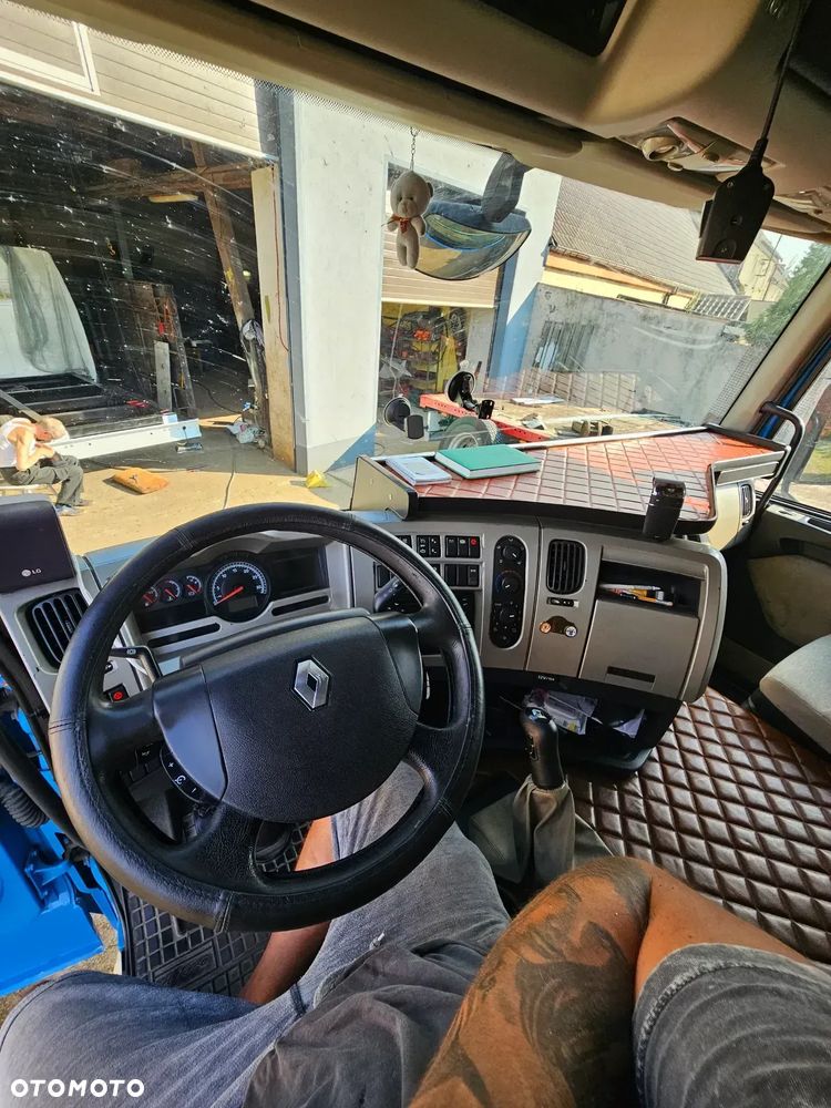 Renault PREMIUM - 9