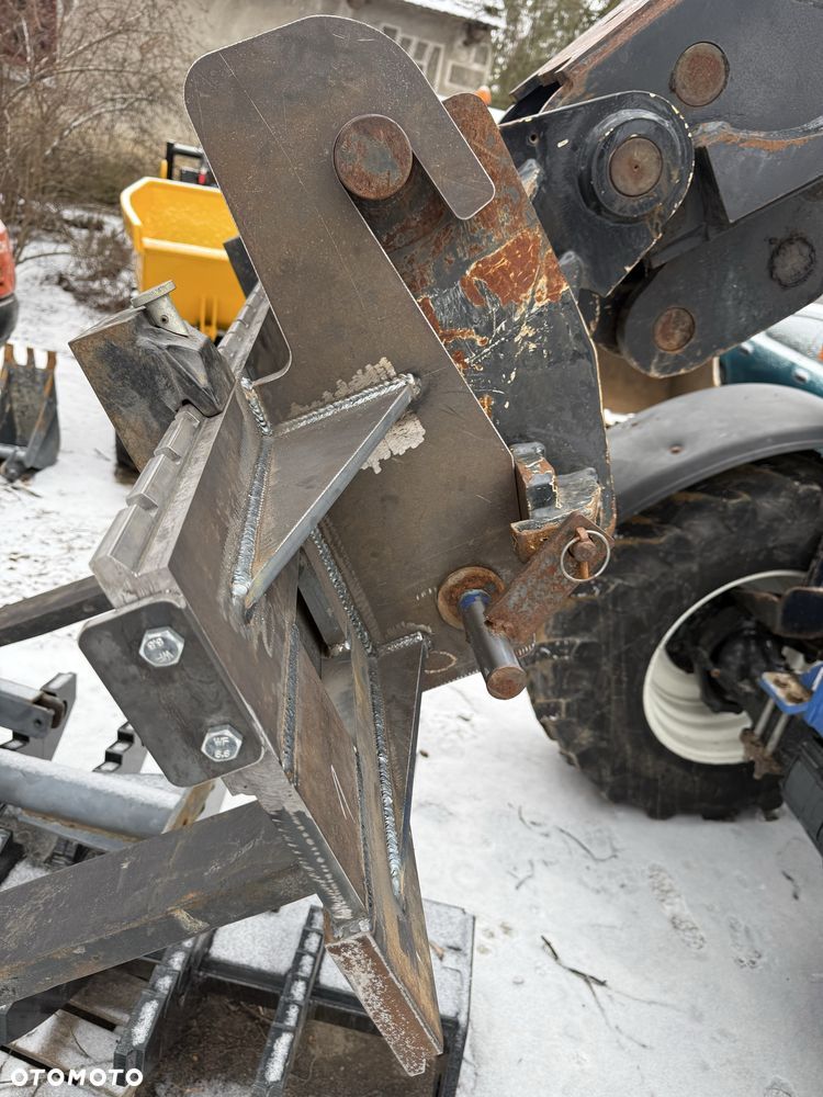 Adapter mocowanie haki New Holland - 6