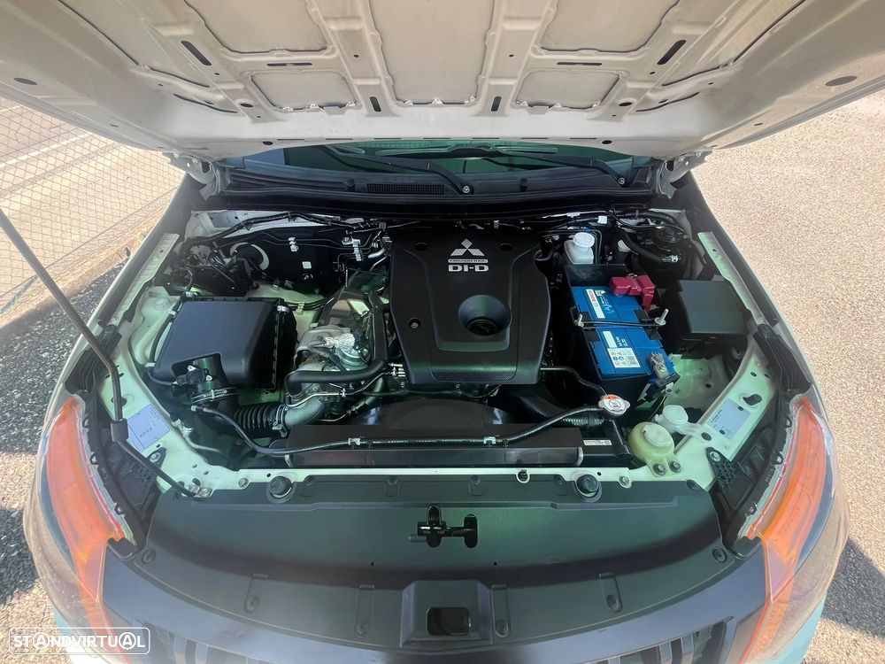 Mitsubishi L200 - 16