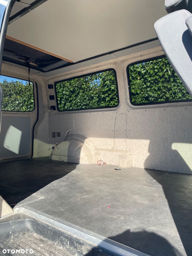 Volkswagen Transporter t5 - 10