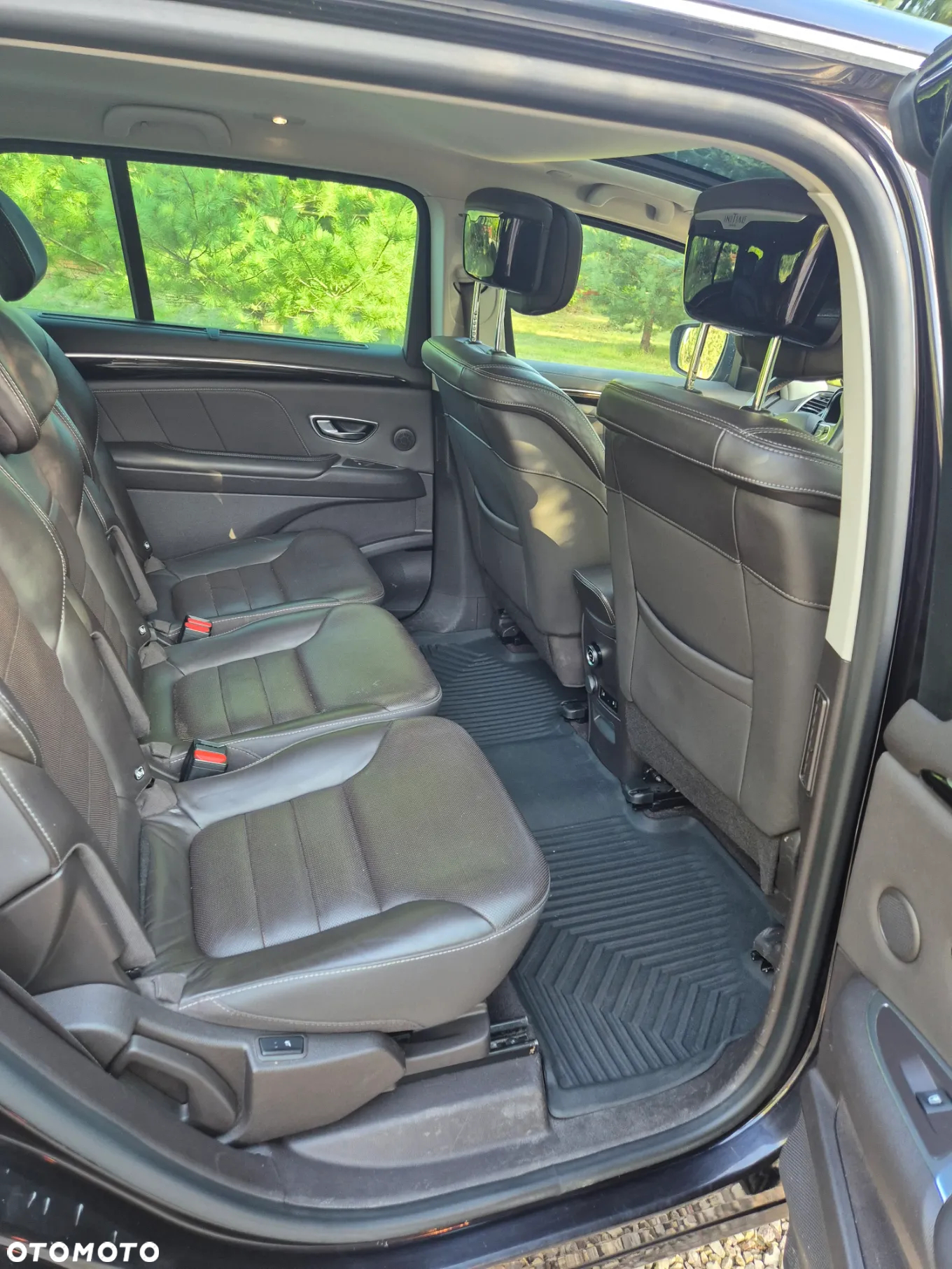 Renault Espace 1.6 dCi Energy Initiale Paris EDC 7os - 24