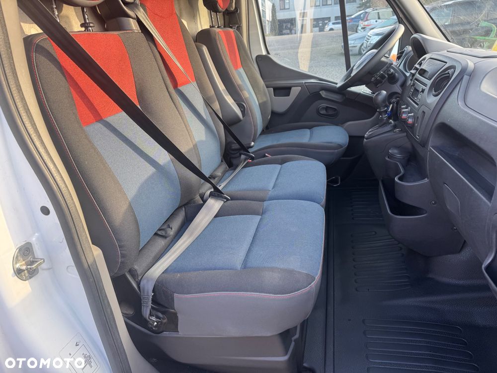 Renault Master 2015 r. L2H2 Blaszak klimatyzacja - 18