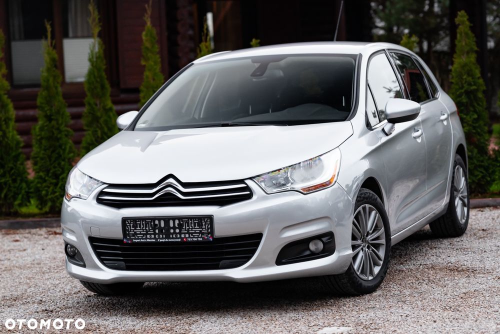 Citroën C4 VTi 120 Attraction - 1
