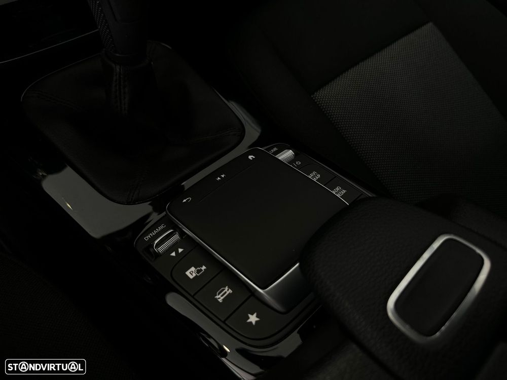 Mercedes-Benz A 180 d Style Plus - 20