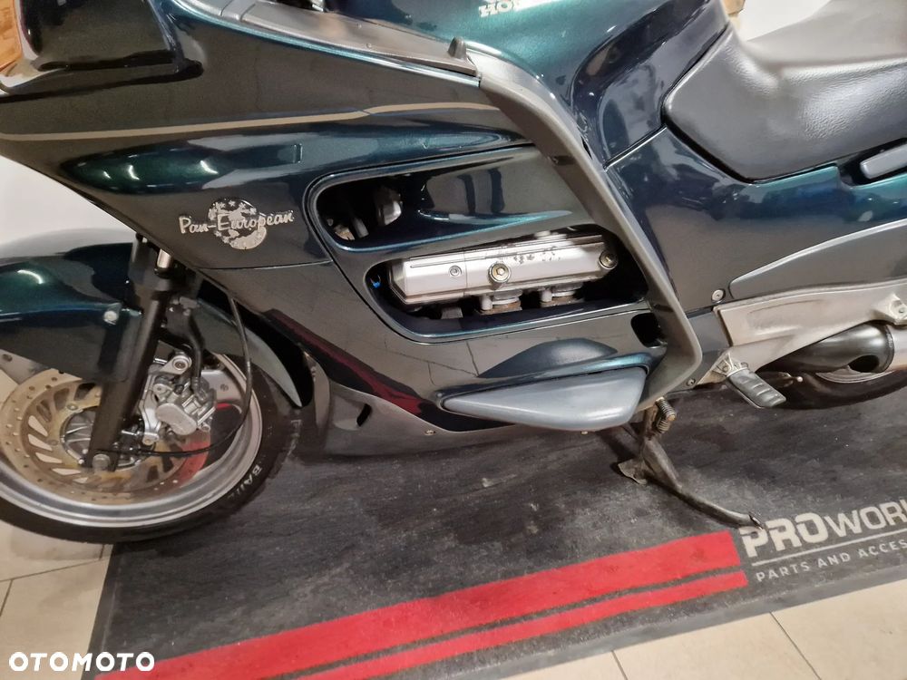 Honda ST - 21
