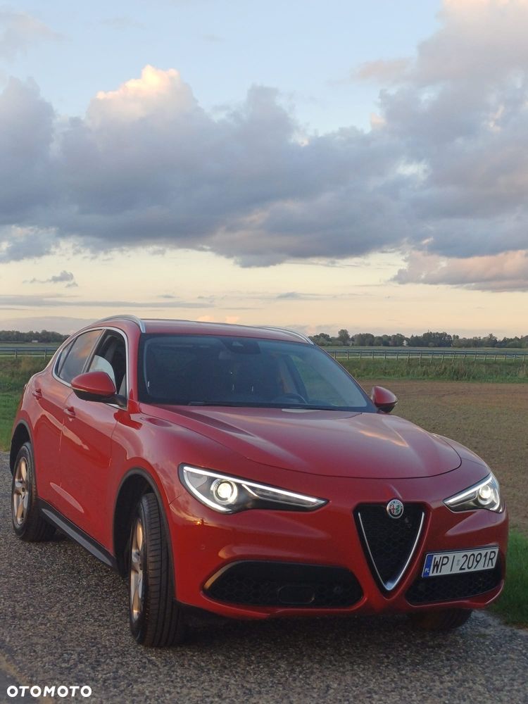 Alfa Romeo Stelvio - 25