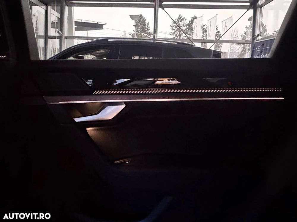 Volkswagen Touareg V6 TDI 4MOTION R-Line - 10