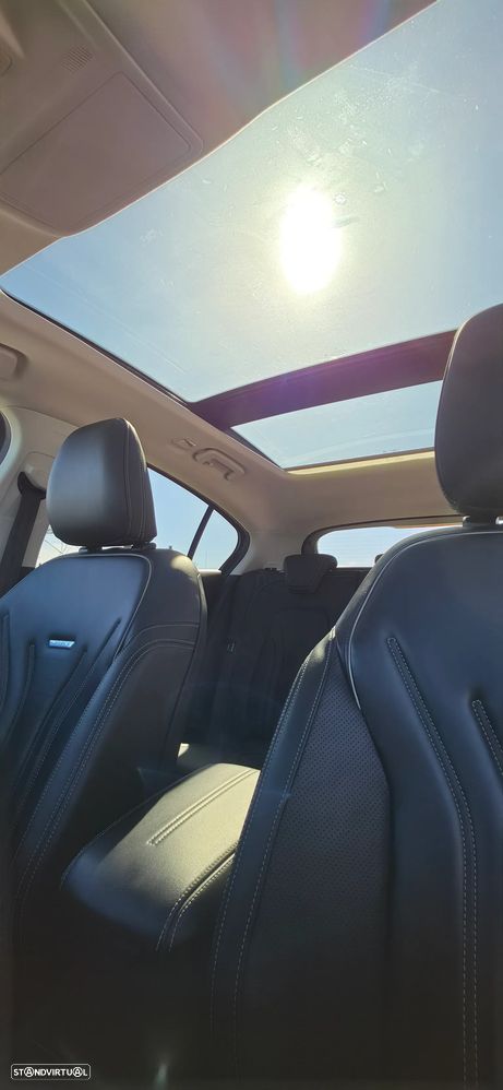 Ford Focus 1.5 EcoBoost Vignale - 18