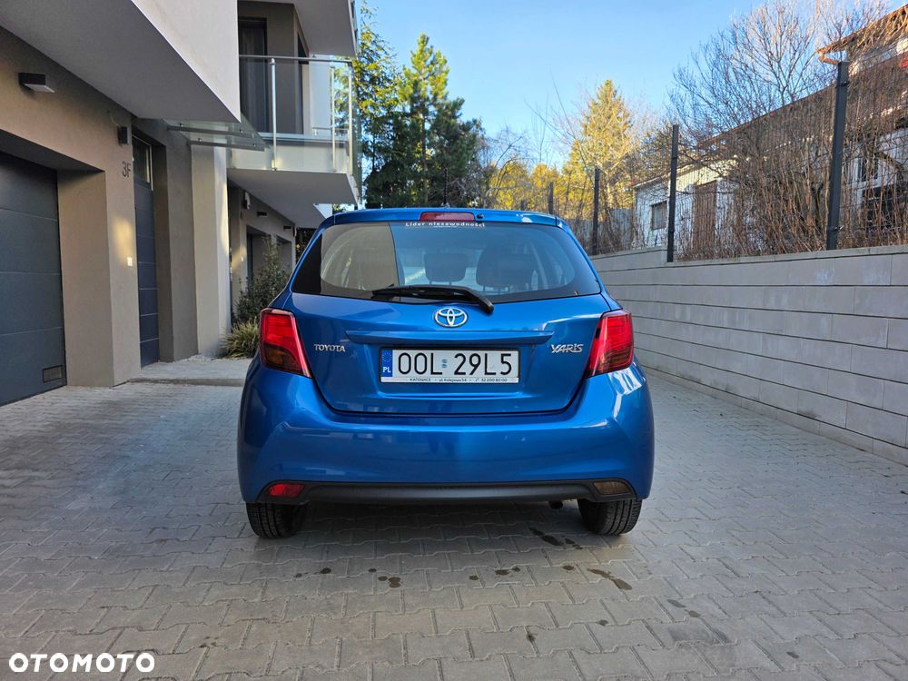 Toyota Yaris - 4