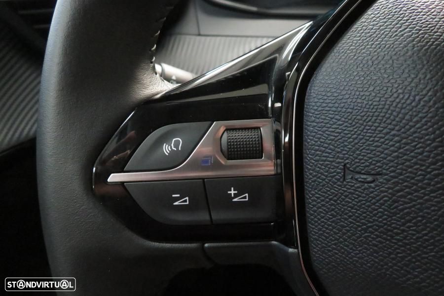 Peugeot e-208 50 kWh SE Style - 11