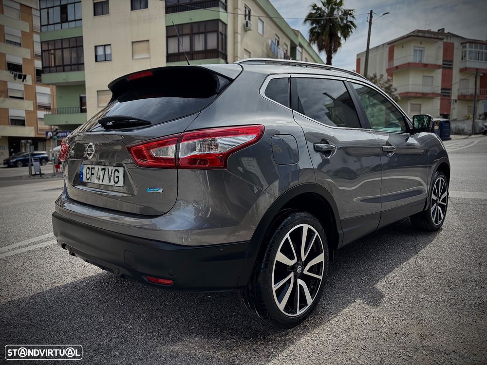 Nissan Qashqai 1.5 dCi TEKNA - 5