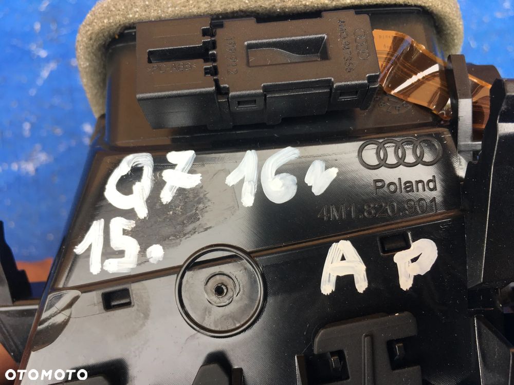 Audi Q7 SQ7 4M  /  4M8820901AP  / Kratka Nawiewu Lewa / ORYGINAŁ - 2
