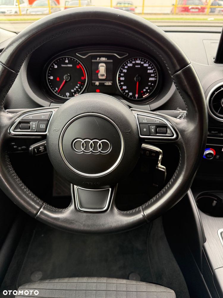 Audi A3 Sportback 2.0 TDI S line Sportpaket - 25