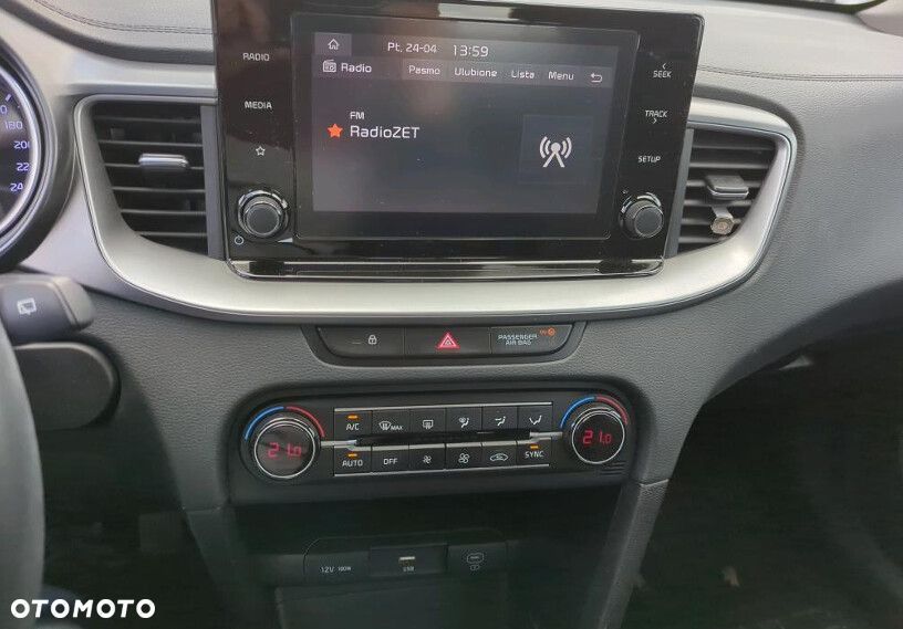 Kia Ceed - 6