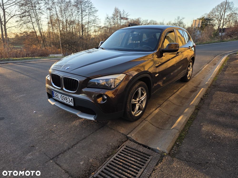 BMW X1 sDrive18d xLine - 1