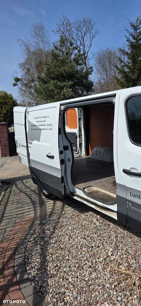 Renault Trafic - 32