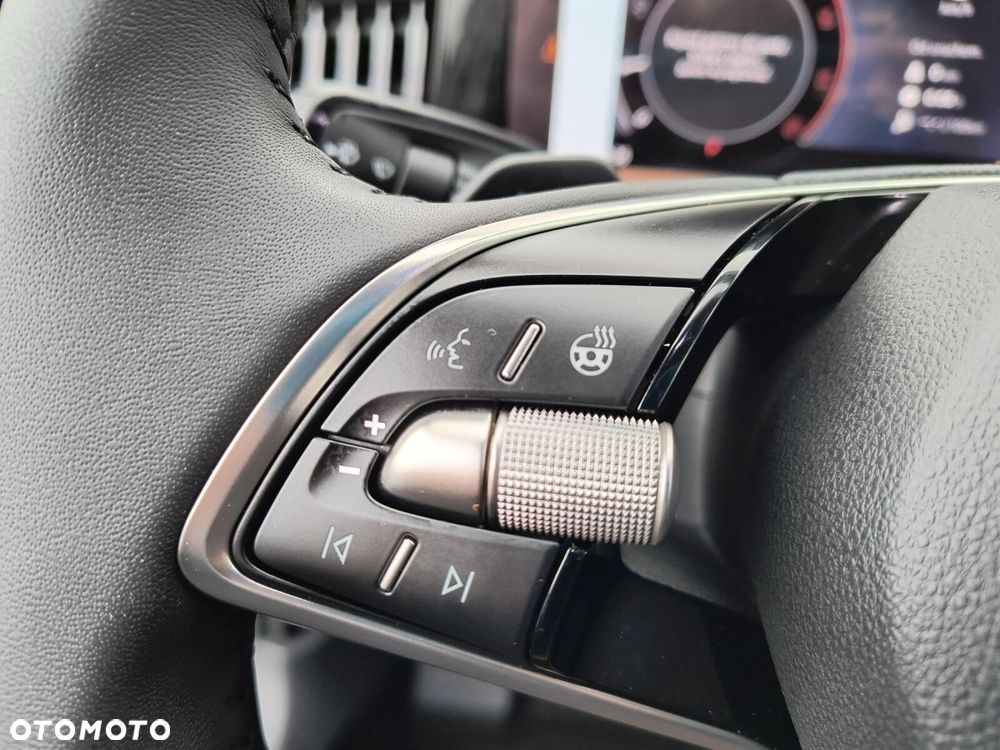 Skoda Superb 2.0 TDI SCR 4x4 L&K DSG - 29