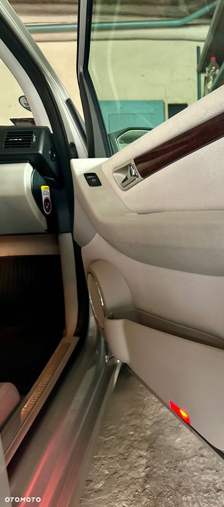 Mercedes-Benz Klasa A 170 Autotronic Elegance - 32