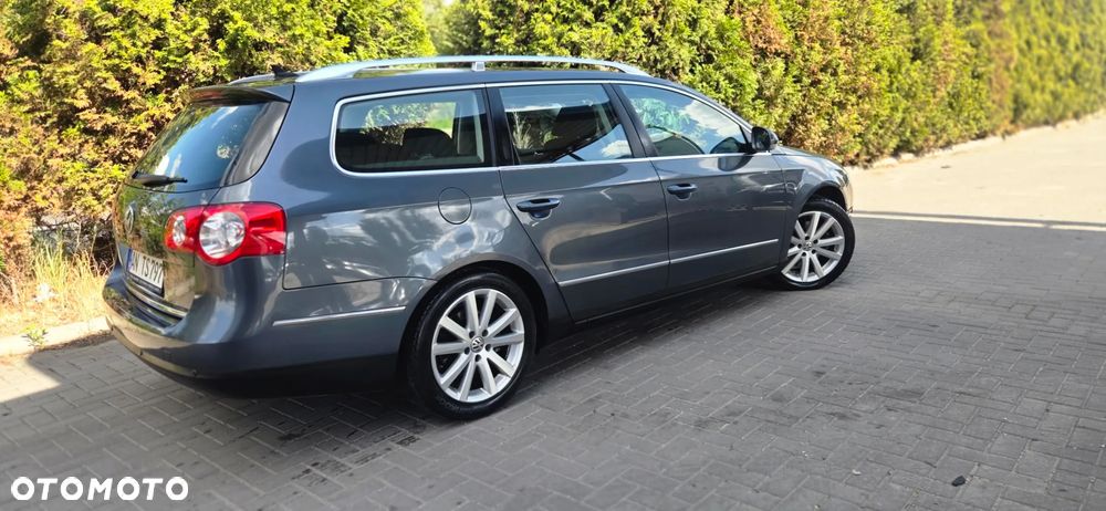 Volkswagen Passat 2.0 TDI Highline - 15