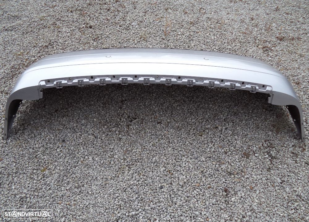 Para-choques tras Audi A2 c/ sensores estacionamento original e em bom estado - 2