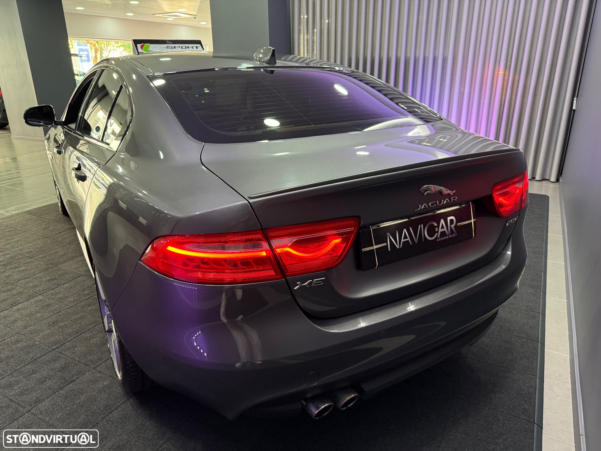 Jaguar XE 2.0 D R-Sport Aut. - 13