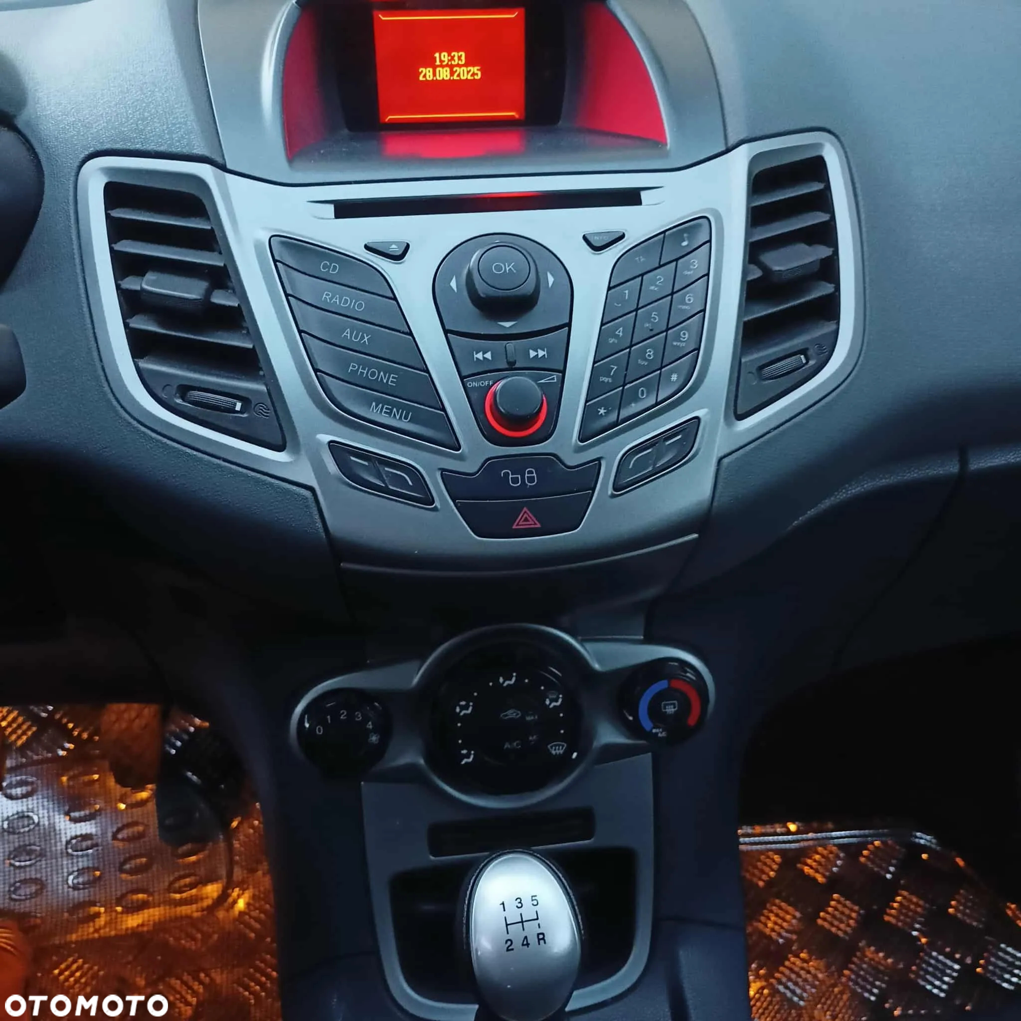 Ford Fiesta 1.25 Trend - 10