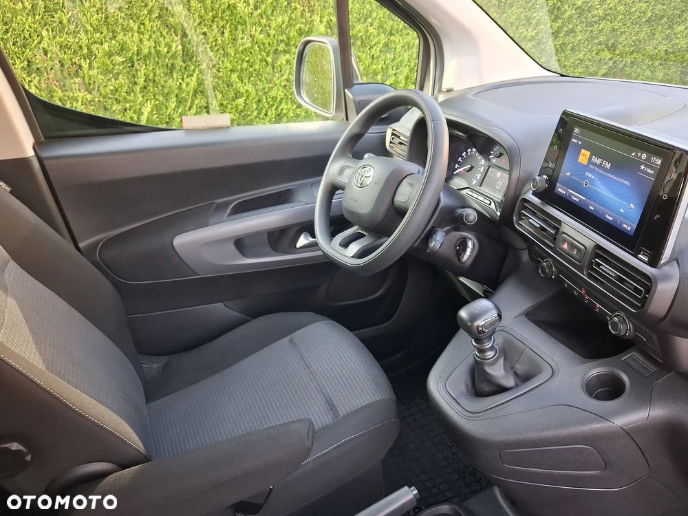 Toyota Proace City Verso 1.5 D-4D Business - 11