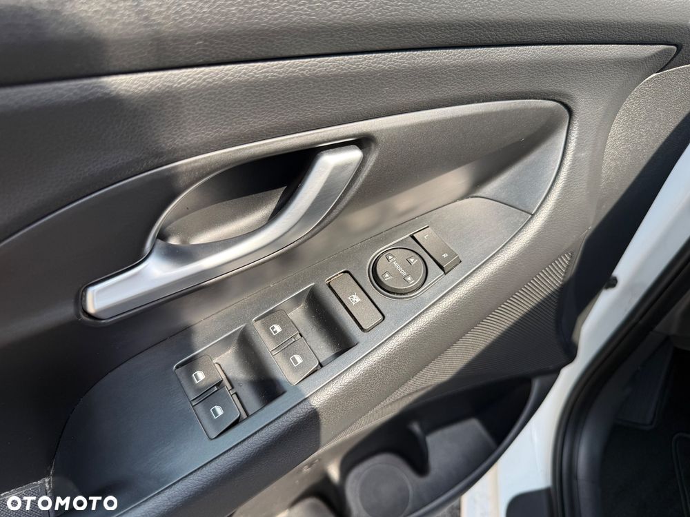 Hyundai i30 1.0 T-GDI YES - 14