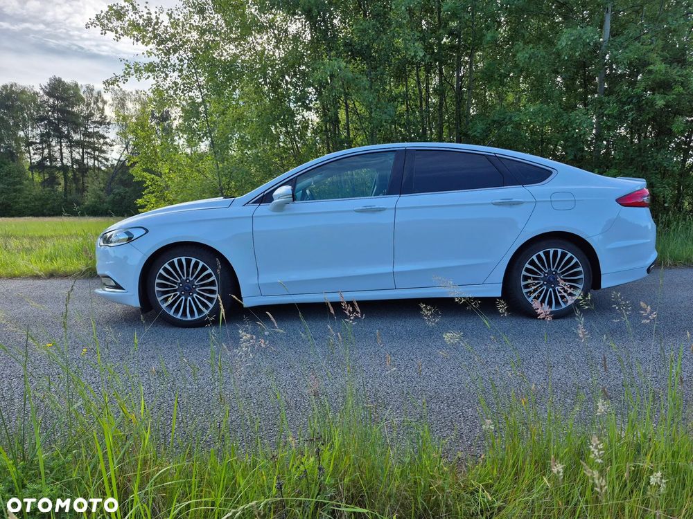 Ford Fusion - 1