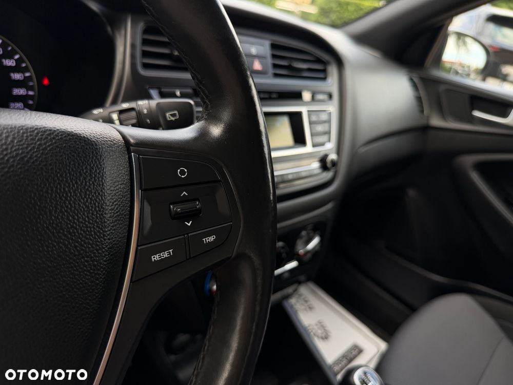 Hyundai i20 1.2 Passion - 15